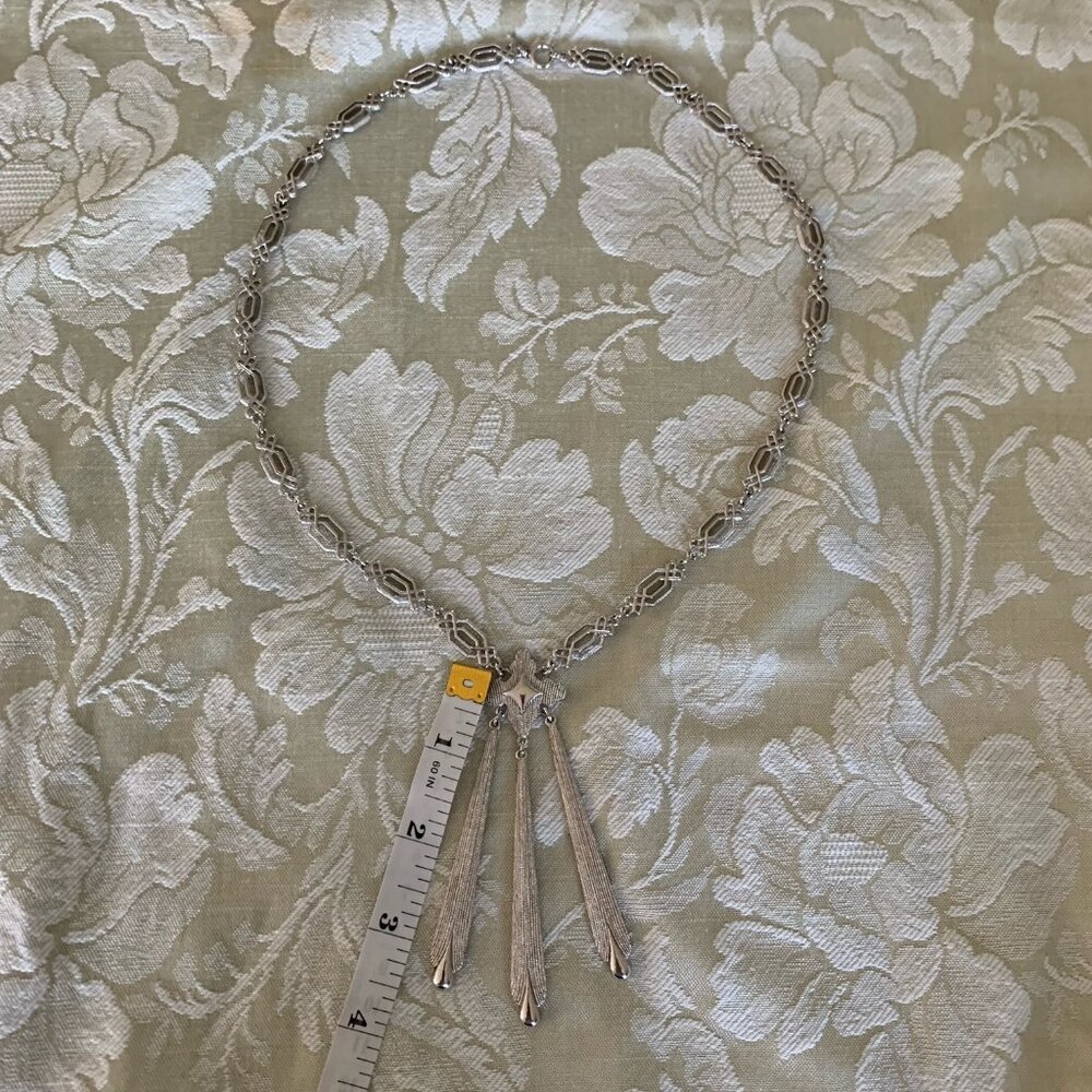 CROWN TRIFARI Elegant Silver Tone 24 Inch Pendant Necklace